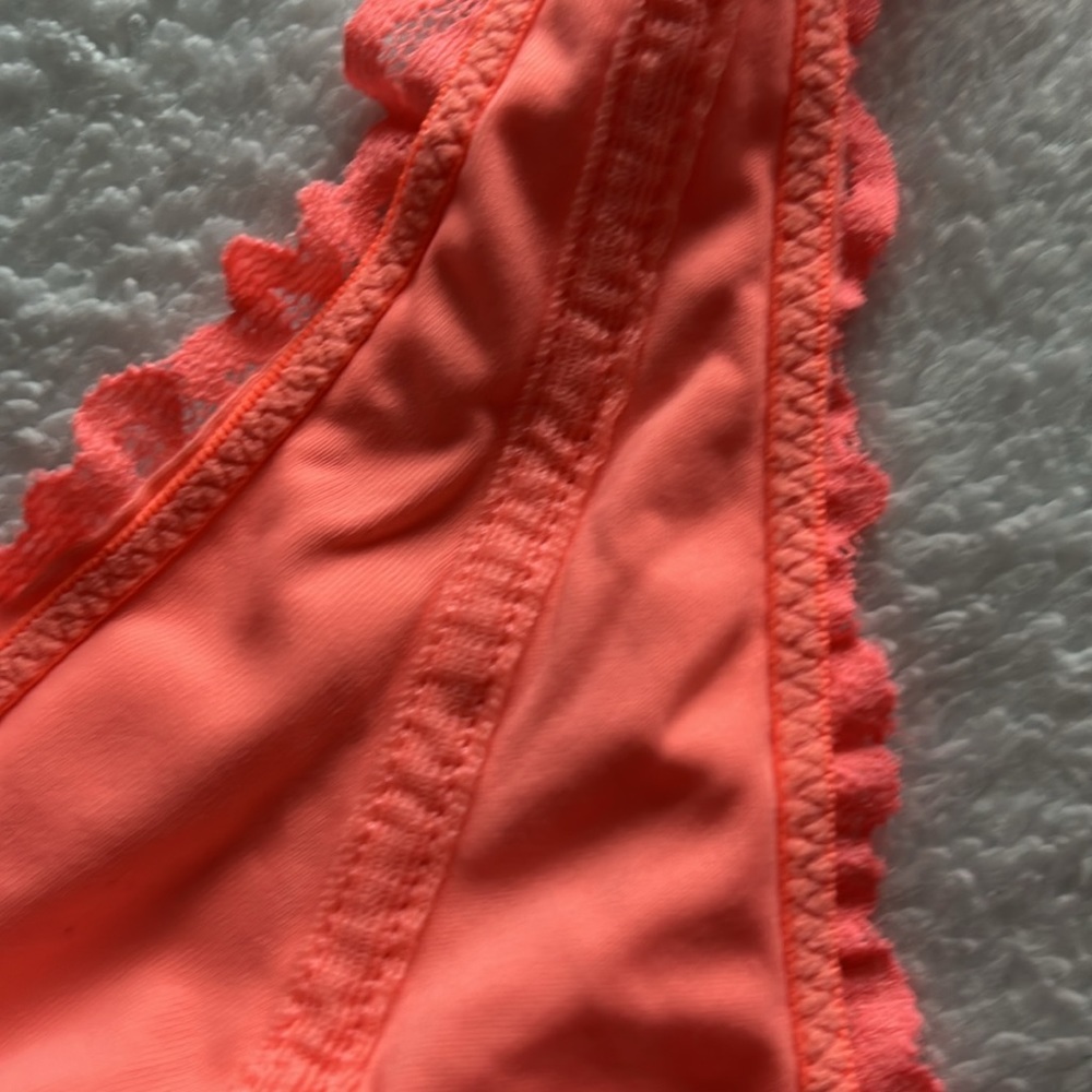 PINK Victorias Secret Bralette - Picture 4 of 7